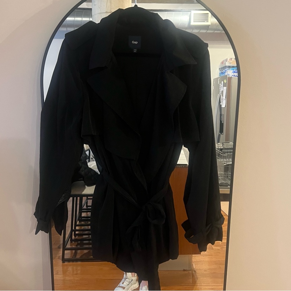 GAP lightweight trench coat jacket